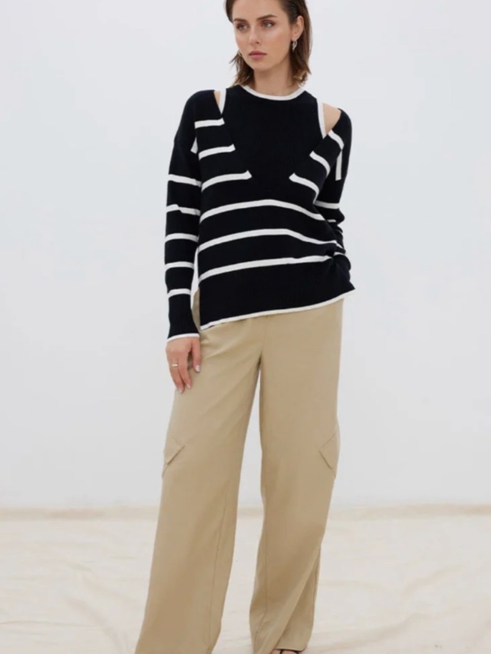 Sovere Repose Combo Knit
AE16